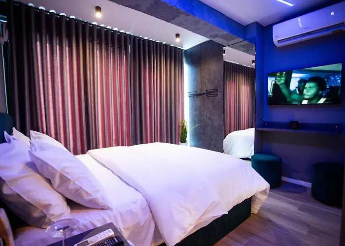 The Bubbles - Jacuzzi *